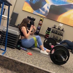 Meet your Posher, Ximena